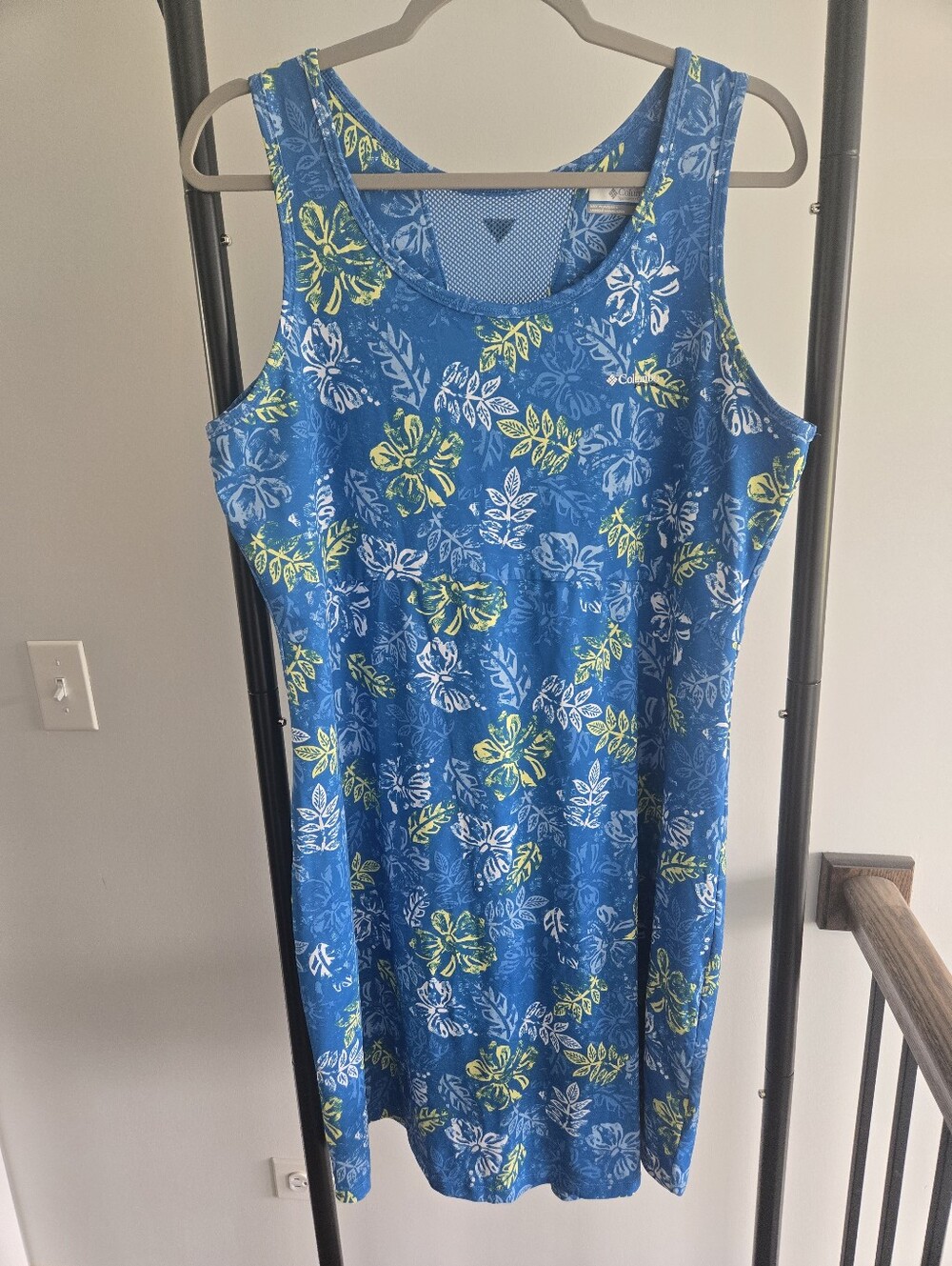 Columbia Blue Floral Sleeveless Active Dress XL Tropical Print Athletic Dress